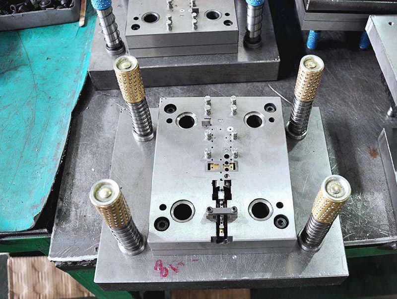 铜官山模具制造-01