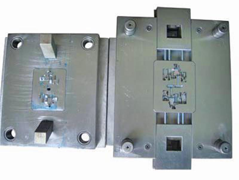 铜官山精密塑料模-01